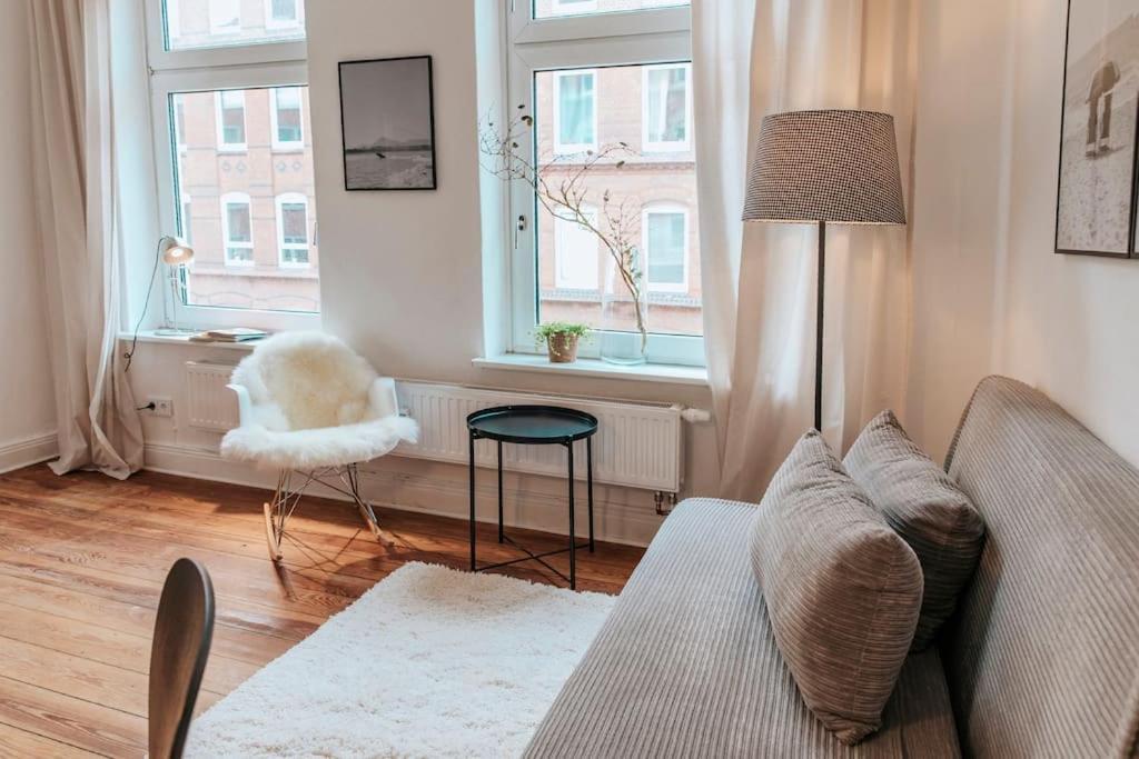 Altbautraum! 2 Zimmer Mit 24H Check-In Kiel Eksteriør bilde